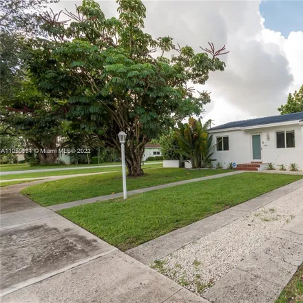 Image 2 - 202 Northwest 92nd Street, Miami Shores, Miami-Dade County, FL 33150, USA - House for rent