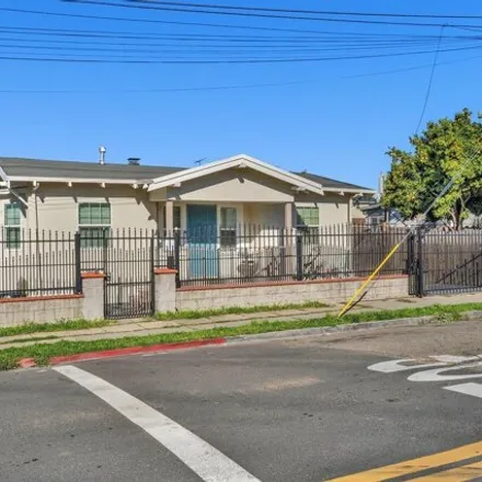 Buy this 3 bed house on 5479 Cole Street in Oakland, CA 94615
