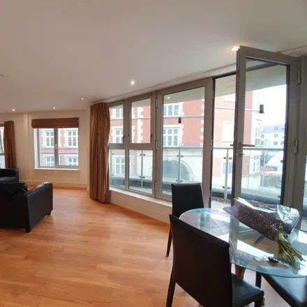 Rent this 3 bed apartment on 41 Talbot Street in Nottingham, NG1 5GY