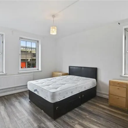 Rent this 3 bed room on Moore House in Roman Road, London
