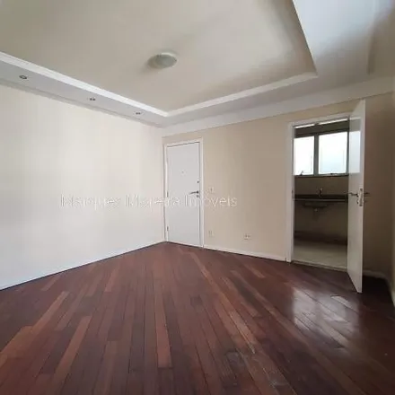 Buy this 3 bed apartment on Rua Olegário Maciel in Centro, Juiz de Fora - MG