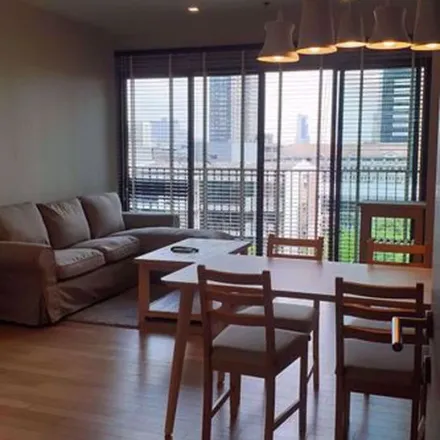 Rent this 1 bed apartment on Soi Sukhumvit 55 in Vadhana District, 10110