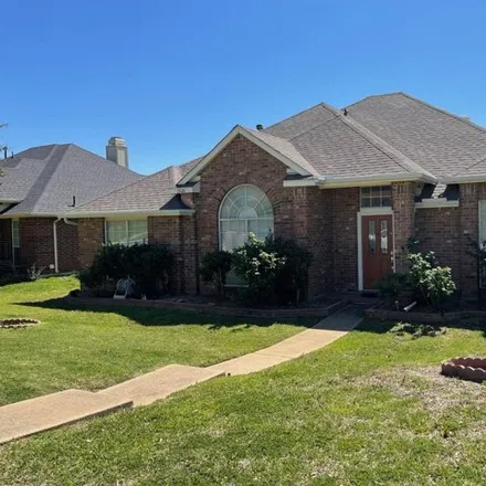 Rent this 4 bed house on 1570 Mission Ridge Trail in Carrollton, TX 75007