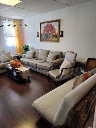 Rent this 4 bed apartment on 95-02 Woodhaven Court in New York, NY 11416