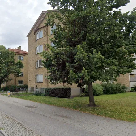 Rent this 2 bed apartment on Köpenhamnsvägen 10 in 217 43 Malmo, Sweden