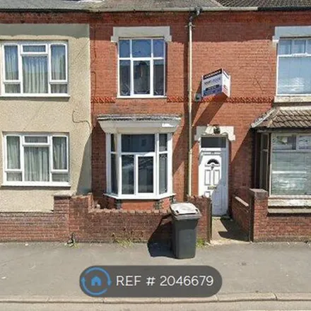 Rent this 3 bed townhouse on Edward Street in Nuneaton, CV11 5RD