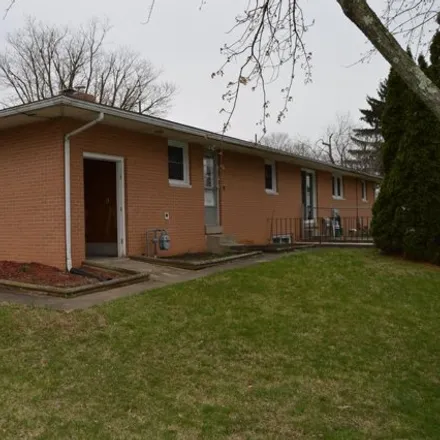 Image 8 - 951 Pratt Avenue, Lancaster, OH 43130, USA - House for sale