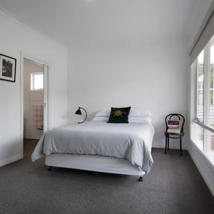 Rent this 3 bed apartment on Canrobert Street in Newstead VIC 3462, Australia