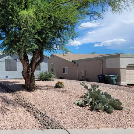 Buy this 3 bed house on 4639 South Barrington Place in Tucson, AZ 85730