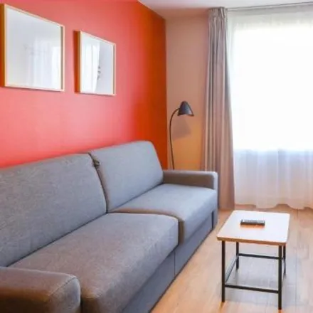 Rent this 3 bed apartment on 4 Rue Palloy in 92110 Clichy, France