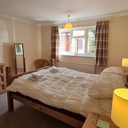 Rent this 5 bed townhouse on Aylsham in NR11 6DX, United Kingdom