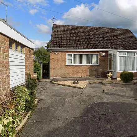 Buy this 2 bed house on Weaver Close in Compton, DE6 1BS