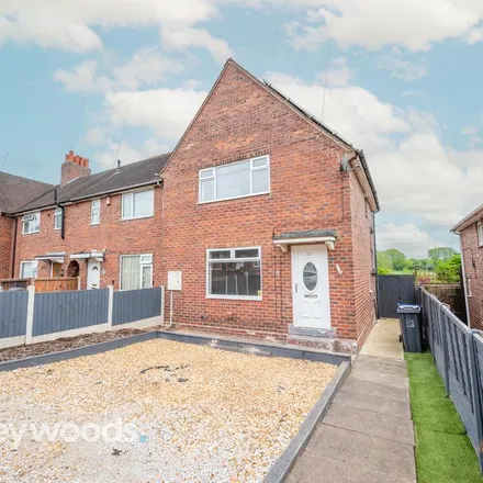 Rent this 3 bed townhouse on Moran Road in Newcastle-under-Lyme, ST5 6EX
