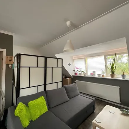 Rent this 1 bed apartment on Langekerkstraat 35 in 6851 BM Huissen, Netherlands