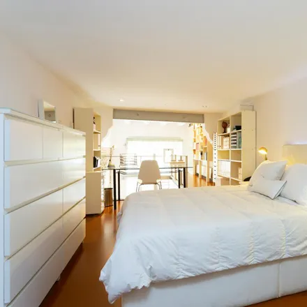 Rent this 1 bed apartment on Pollería Huevería Guasch in Carrer Nou de la Rambla, 08001 Barcelona