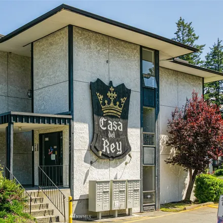 Buy this 2 bed condo on 19409 56th Avenue West in Lynnwood, WA 98036