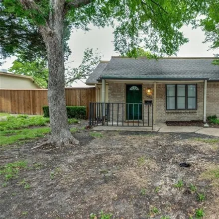 Buy this 2 bed house on Dobie Primary School in 14040 Rolling Hills Lane, Dallas