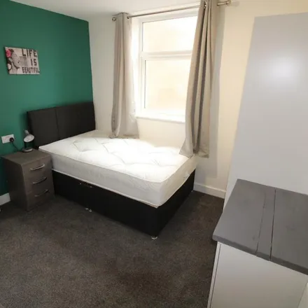 Image 4 - 90 Carlton Road, Derby, DE23 6HD, United Kingdom - Room for rent