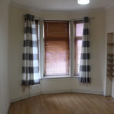 Rent this 2 bed apartment on The Thornwood in Dumbarton Road, Thornwood