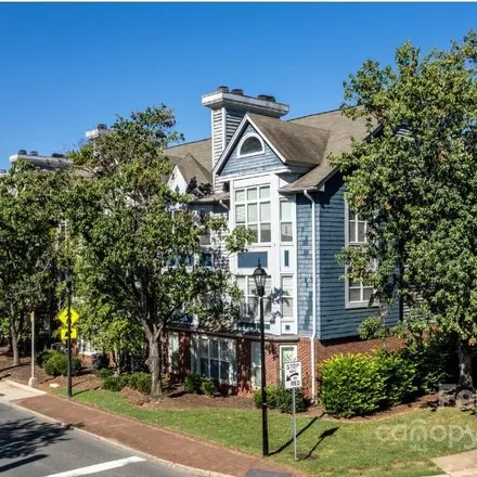Buy this 1 bed condo on Fourth Ward Square Condomiums in 509 North Graham Street, Charlotte