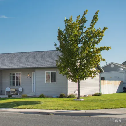 Buy this 4 bed house on 1198 Lauren Lane in Filer, Twin Falls County