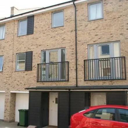 Rent this 1 bed house on 77 Alice Bell Close in Cambridge, CB4 1GN