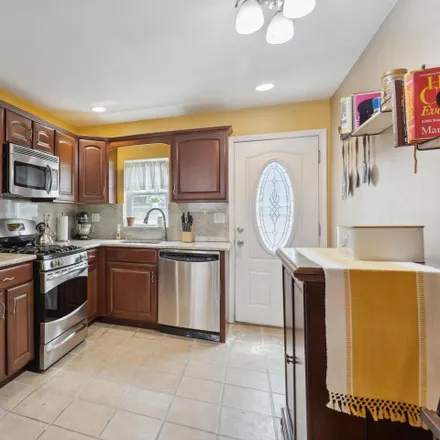 Image 4 - 2411 South Bancroft Street, Philadelphia, PA 19145, USA - Townhouse for rent