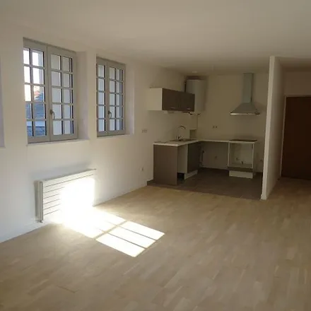 Image 4 - 46 Rue des Perrières, 58000 Nevers, France - Apartment for rent