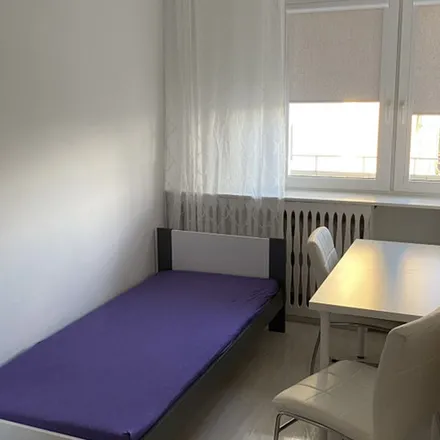 Rent this 5 bed apartment on Janusza Kusocińskiego 6 in 80-288 Gdansk, Poland