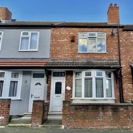 Rent this 2 bed townhouse on Zetland Street in Darlington, DL3 0NQ