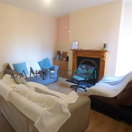 Rent this 5 bed apartment on Paton Street in Leicester, LE3 0BE