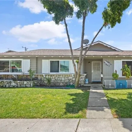 Buy this 9 bed house on 1552 East Benmore Lane in Anaheim, CA 92805