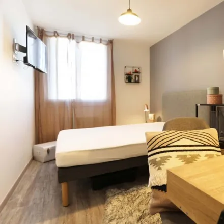 Rent this 1 bed room on 4 Rue des Braves in 31300 Toulouse, France