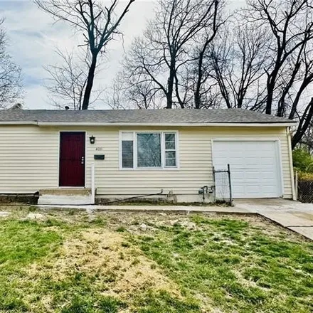 Buy this 2 bed house on 4063 East 55th Street in Kansas City, MO 64130