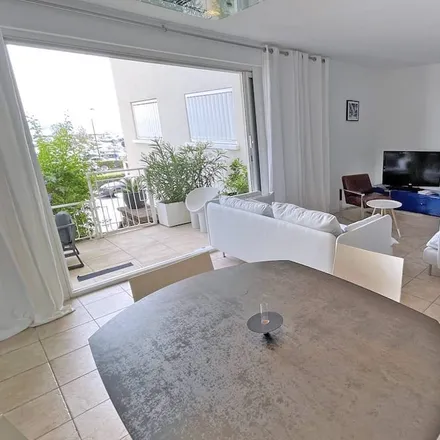 Rent this 2 bed apartment on 83120 Sainte-Maxime