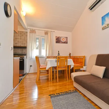 Image 2 - 52216 Galižana, Croatia - Apartment for rent