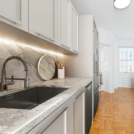 Image 4 - 205 EAST 63RD STREET 10C in New York - Apartment for sale