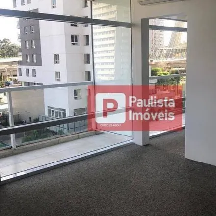 Rent this studio apartment on Avenida Engenheiro Luís Carlos Berrini 783 in Vila Olímpia, São Paulo - SP