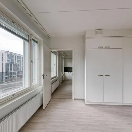Rent this 3 bed apartment on Saunalahden koulu in Brinkinmäentie 1, 02330 Espoo