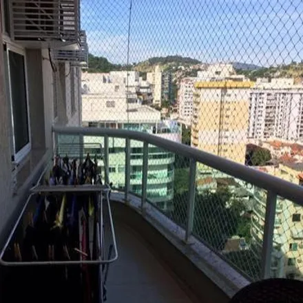 Buy this 2 bed apartment on Rua Noronha Torrezão in Cubango, Niterói - RJ