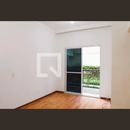 Buy this 2 bed apartment on Avenida Marechal Fiuza de Castro in Butantã, São Paulo - SP