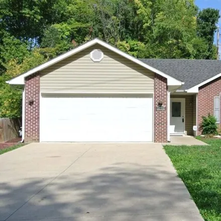 Rent this 3 bed house on 588 West Old Plank Road in Columbia, MO 65203