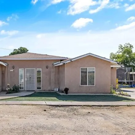Buy this 4 bed house on 924 East K Avenue in Visalia, CA 93292