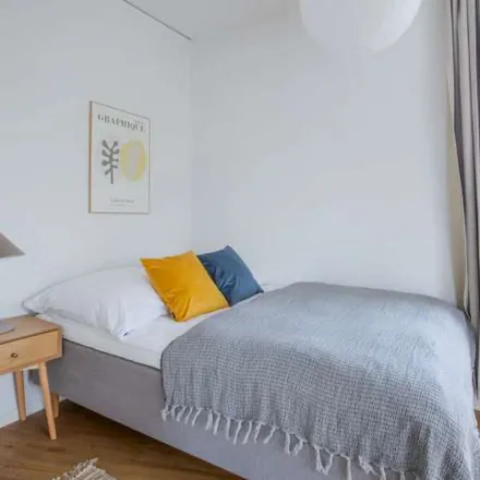 Rent this 4 bed apartment on Fruchtallee 23 in 20259 Hamburg, Germany
