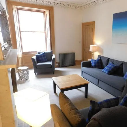 Image 4 - 8 Johnston Terrace, City of Edinburgh, EH1 2PW, United Kingdom - Apartment for rent