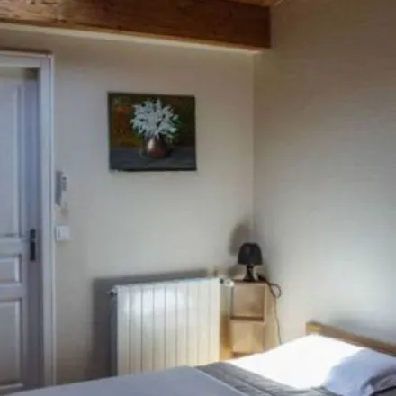 Rent this 3 bed apartment on Cimetière de Villarzel-du-Razès in 11300 Villarzel-du-Razès, France