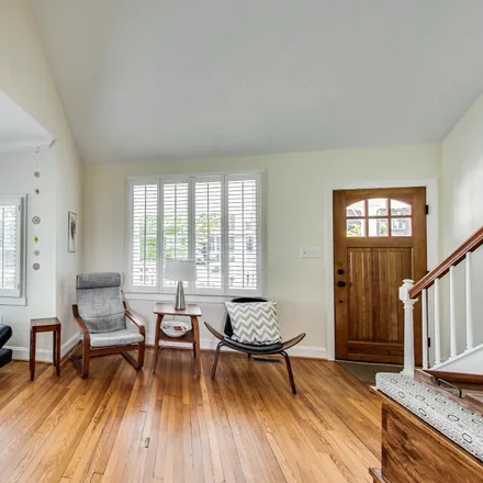 Image 8 - 202 East Nelson Avenue, Alexandria, VA 22301, USA - House for sale