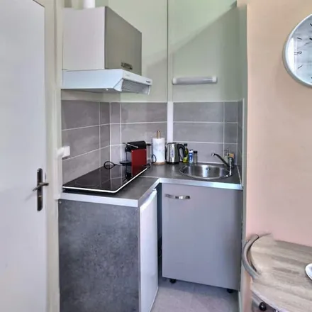 Rent this 1 bed apartment on 27000 Évreux