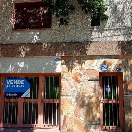 Buy this 2 bed house on Drago 1165 in Lisandro de la Torre, Rosario