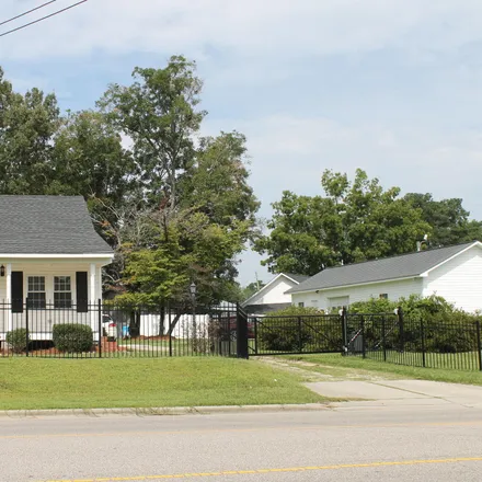 Image 2 - 122 Leslie Newsome Avenue, South Whiteville, Whiteville, NC 28472, USA - House for sale